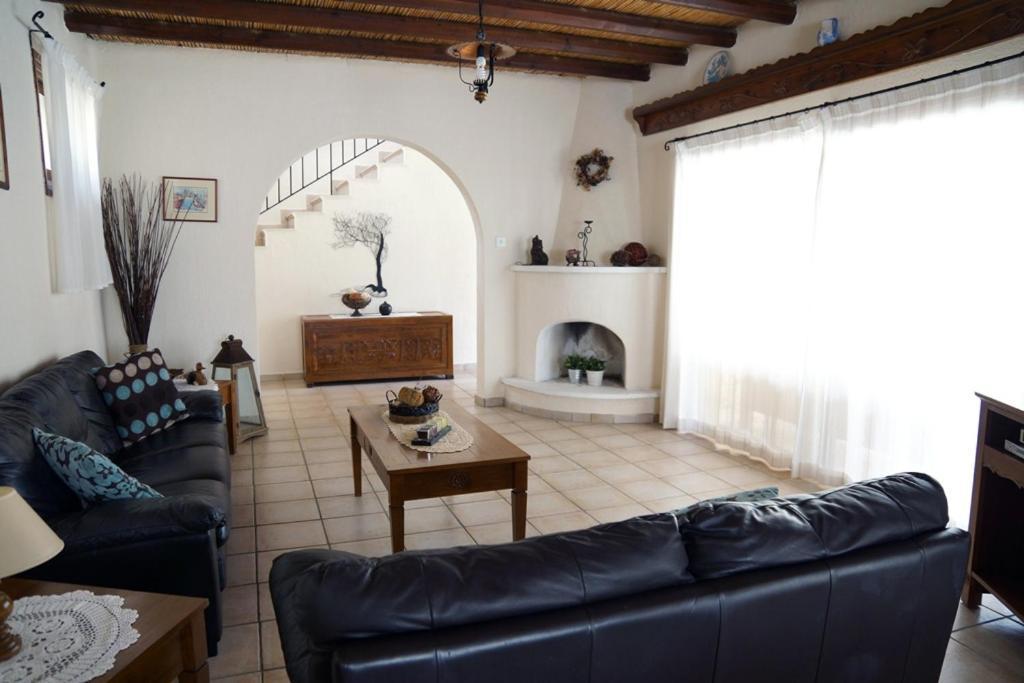 Amera Luxury Villas Peyia Habitación foto
